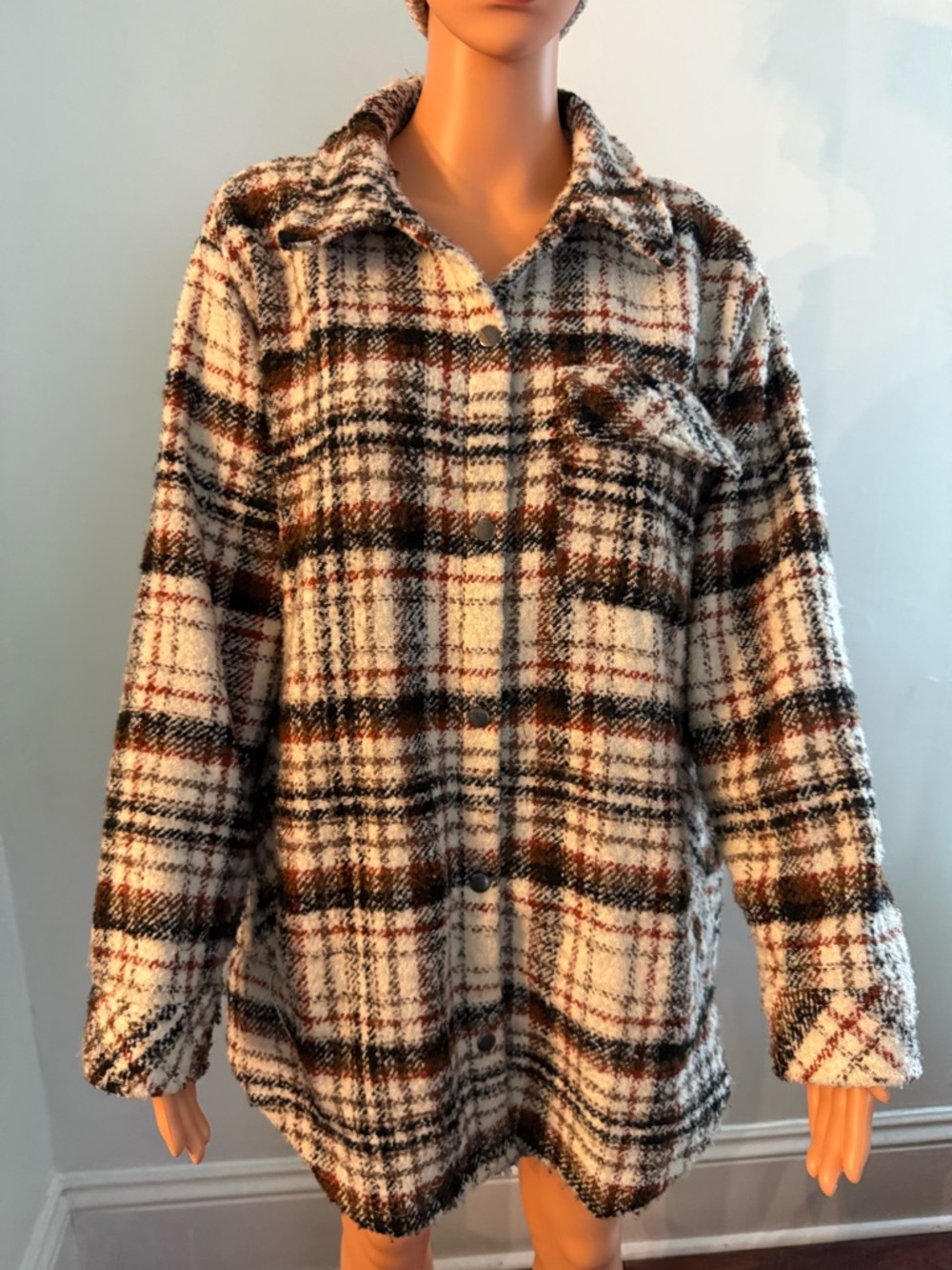 Comp Vintage  plaid boucle shirt jacket. Sz L
